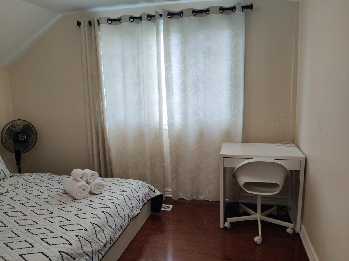 Spacious Mbr Near Kennedy Subway & Go Toronto Exteriör bild