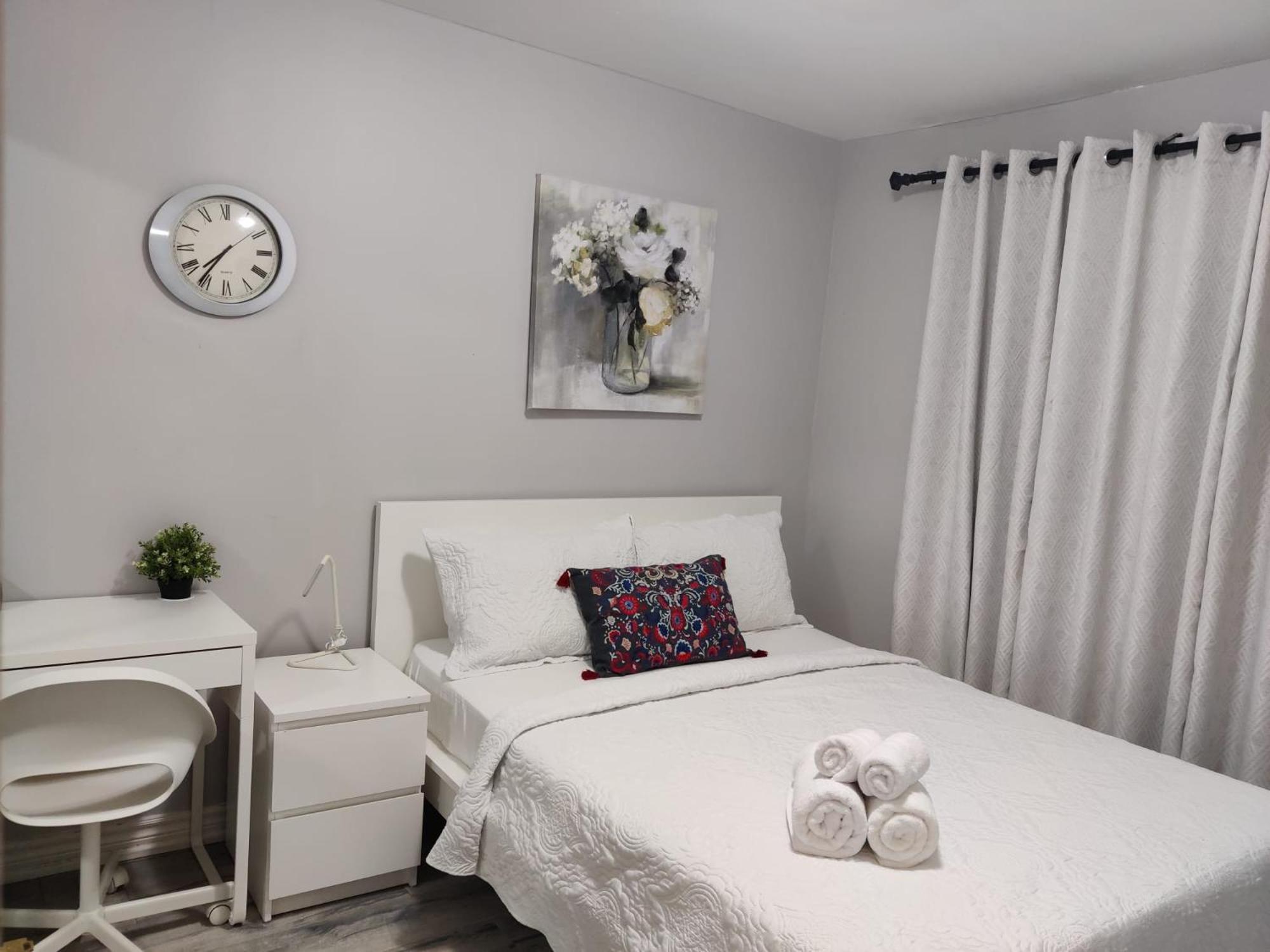 Spacious Mbr Near Kennedy Subway & Go Toronto Exteriör bild